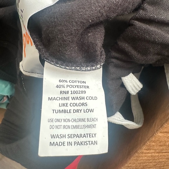 Las Vegas Shorts Women’s Black - Picture 4 of 5